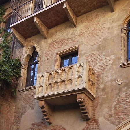 Vitti'S Home Verona 4 - Apartment Extérieur photo